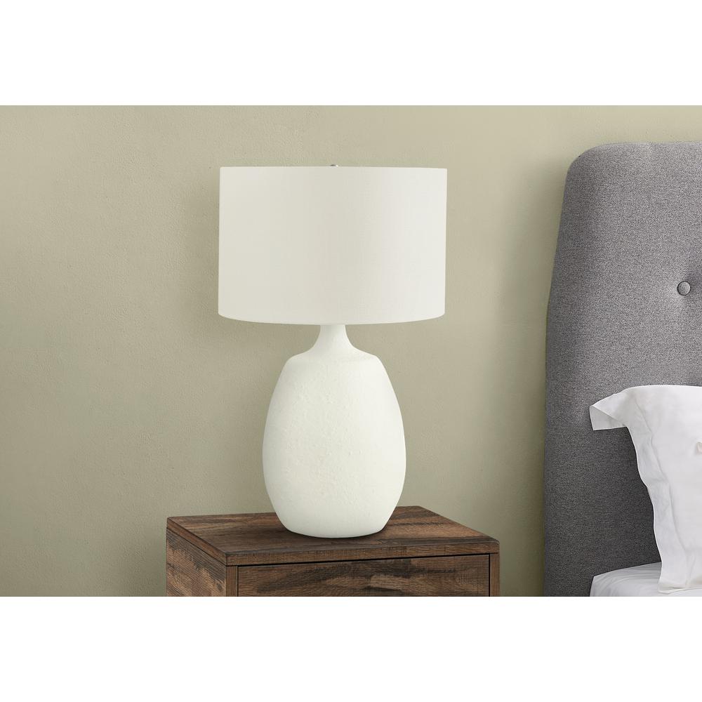 Lighting, 26"H, Table Lamp, Ivory / Cream Shade, Cream Resin, Contemporary. Picture 6