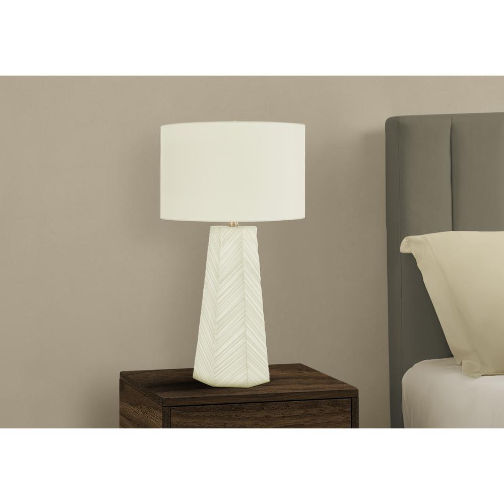 ="Lighting, 29""H, Table Lamp, White Ceramic, Ivory / Cream Shade, Contemporary. Picture 6