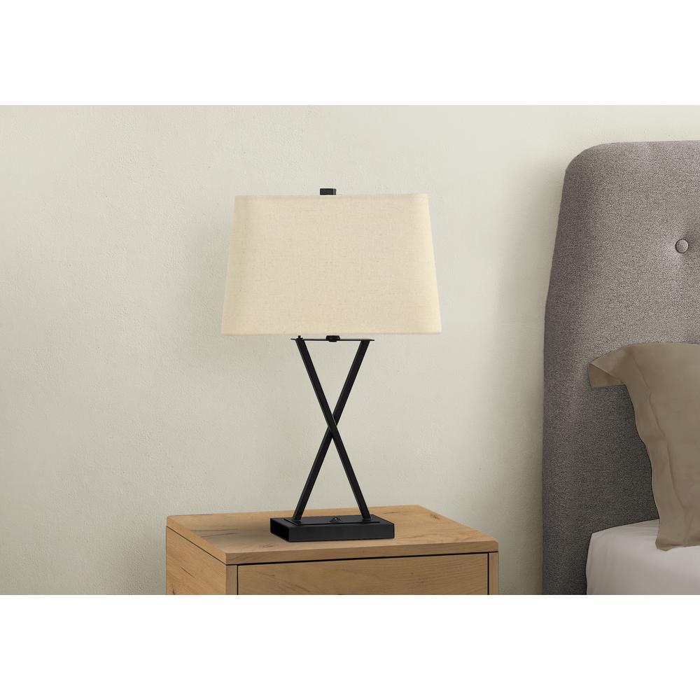 Lighting, 25H, Table Lamp, Usb Port Included, Black. Picture 7