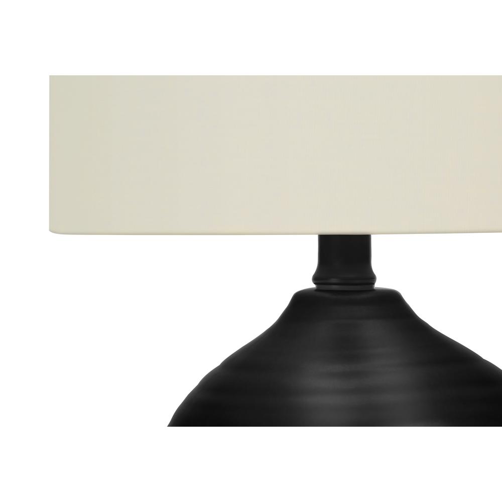 ="Lighting, 17""H, Table Lamp, Black Ceramic, Ivory / Cream Shade, Transitional. Picture 3