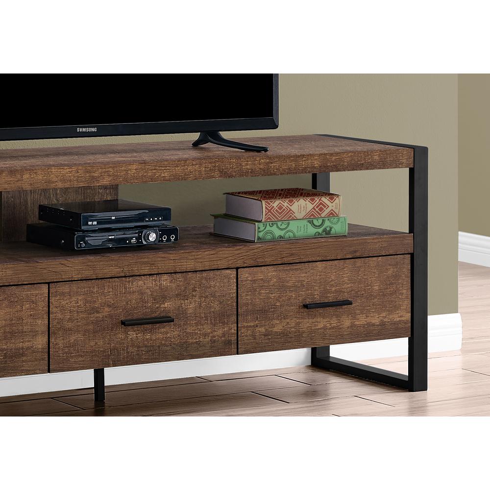TV STAND - 60"L / BROWN RECLAIMED WOOD-LOOK / 3 DRAWERS. Picture 3