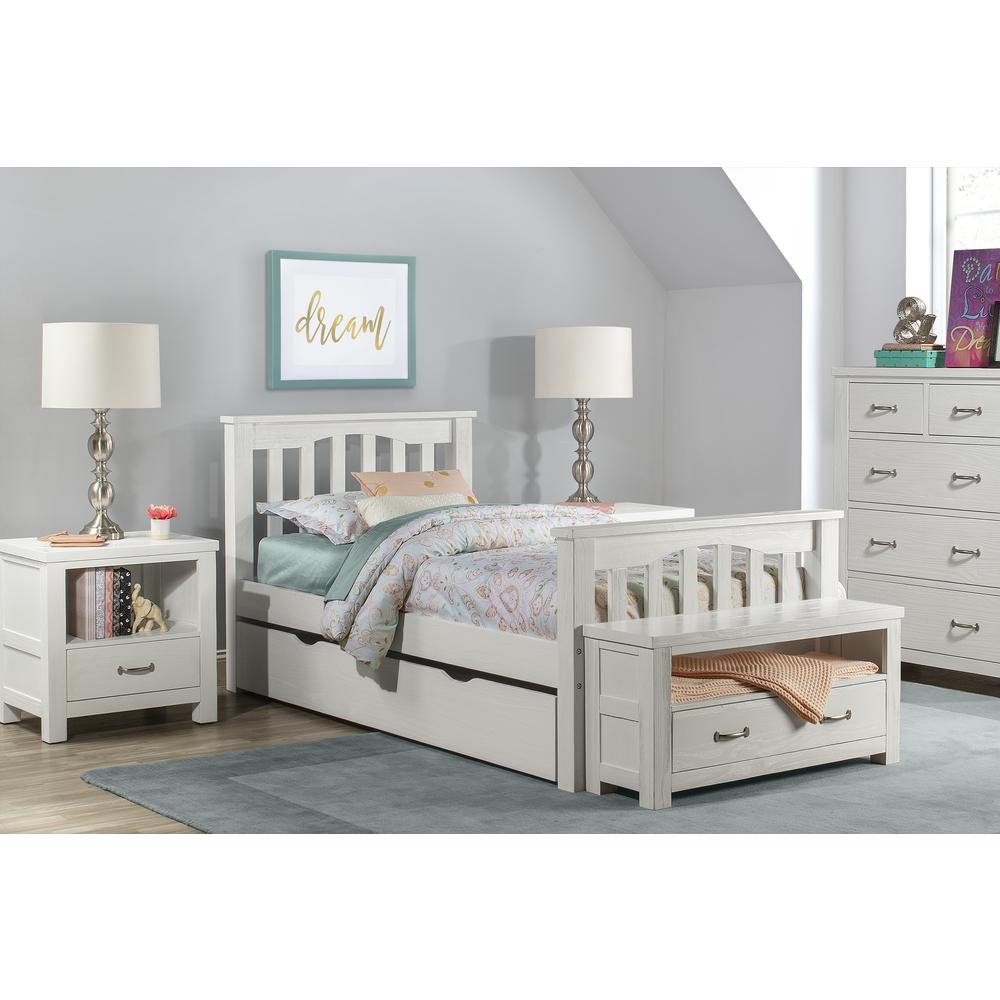 Highlands Haper Bed - Twin - White Finish. Picture 2
