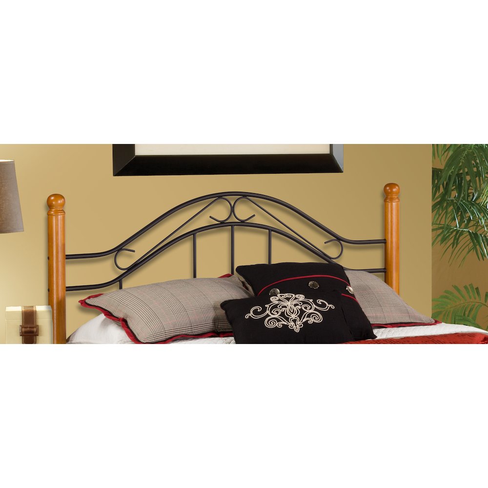 Winsloh Headboard - Full/Queen - Rails not included. Picture 4