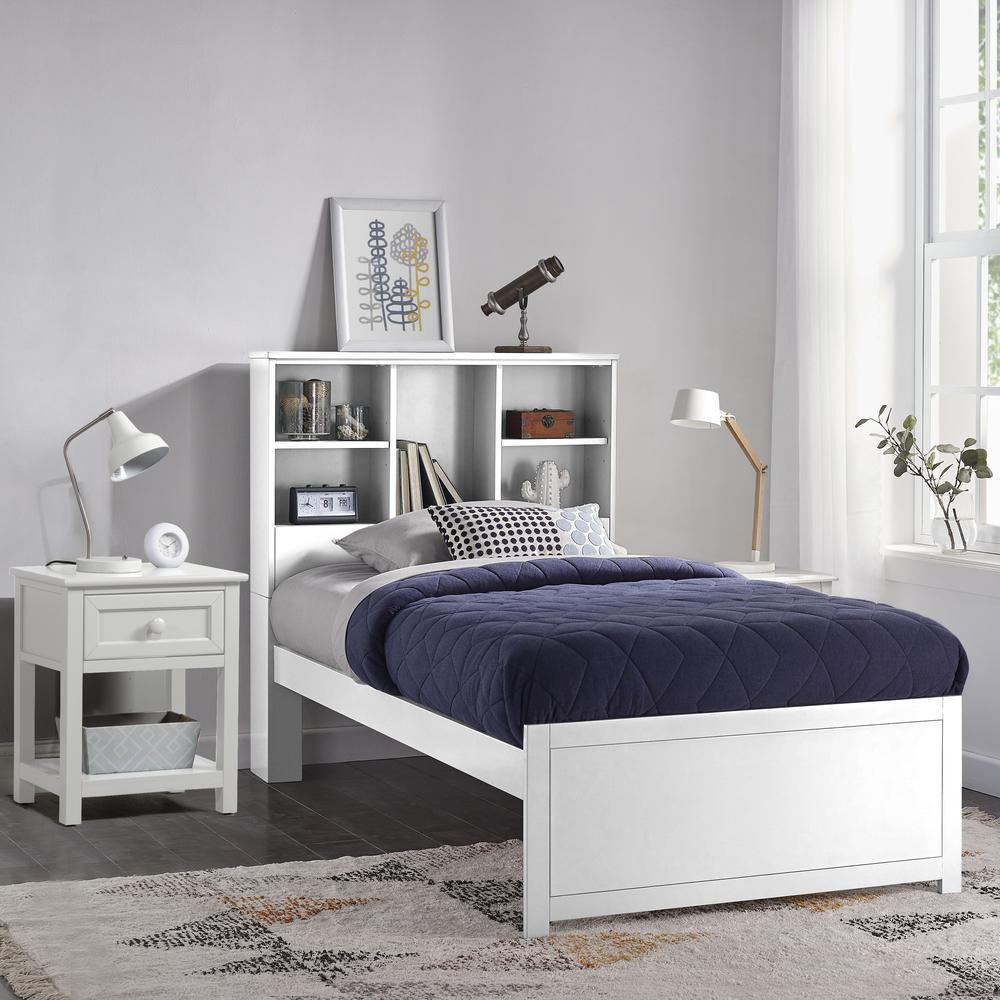 Hillsdale Kids and Teen Caspian Twin Bookcase Bed with Nightstand, White. Picture 3