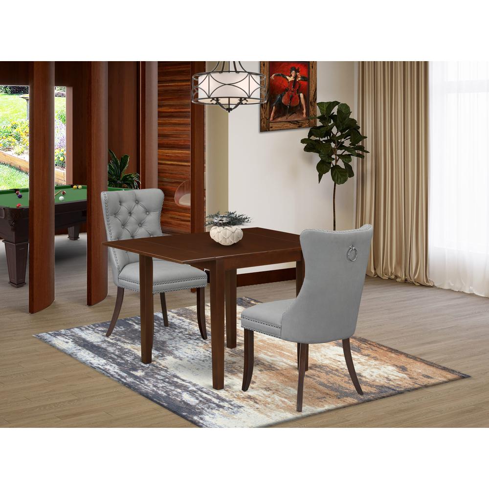 3 Piece Dining Room Table Set. Picture 1