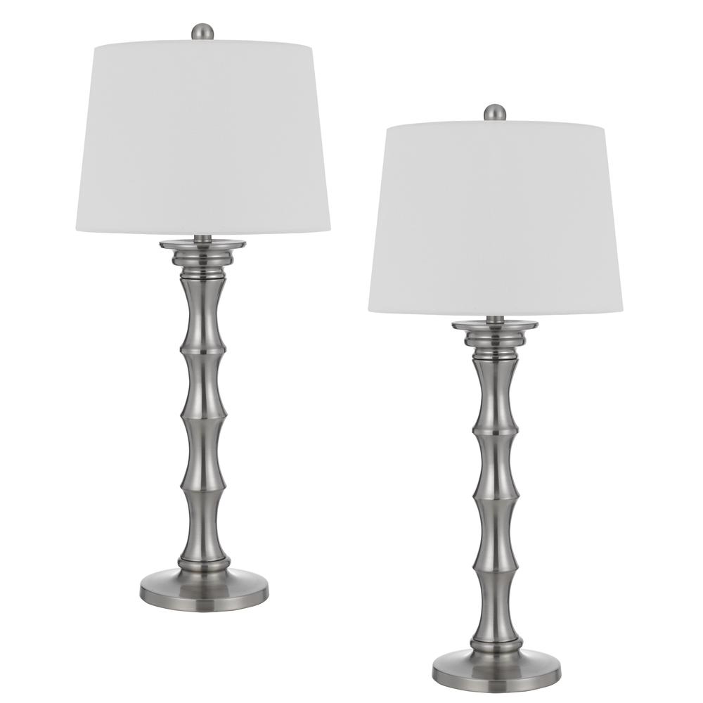 150W 3 way Rockland metal table lamp, Priced and sold as pairs. Picture 1