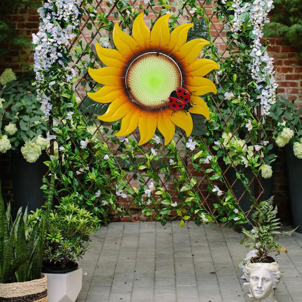 Sunflower Metal and Glass Outdoor Wall Décor. Picture 6