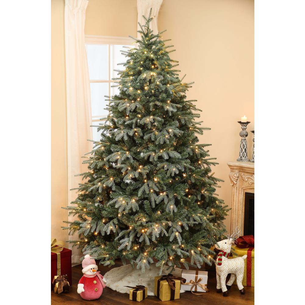 7.5ft Pre-Lit Artificial Christmas Tree. Picture 3