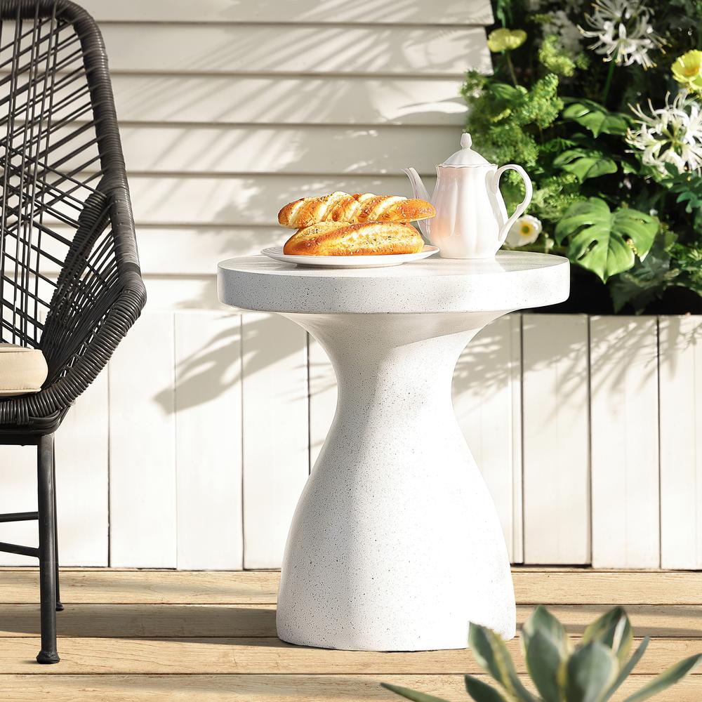 White and Speckled Gray MgO 20" Round Outdoor Side Table. Picture 3