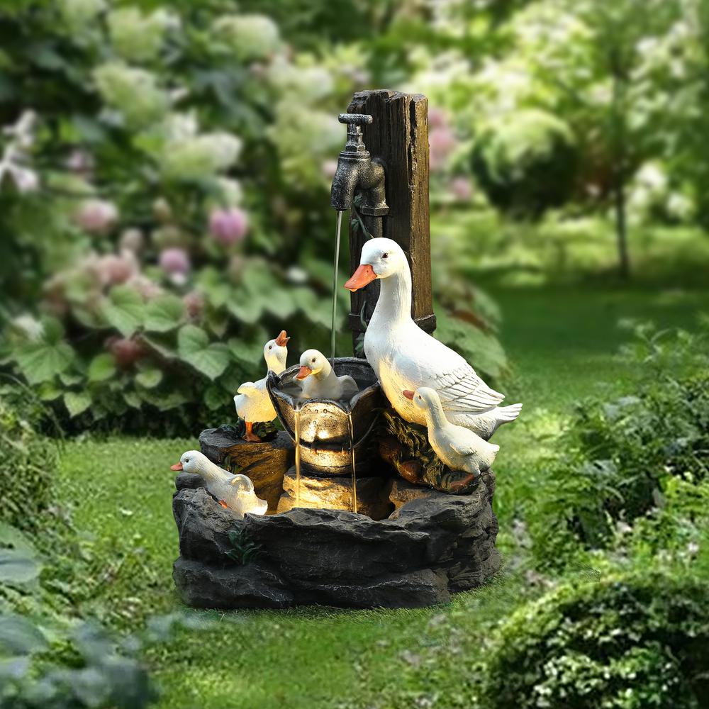 Resin Duck Family Outdoor Patio Fountain. Picture 14