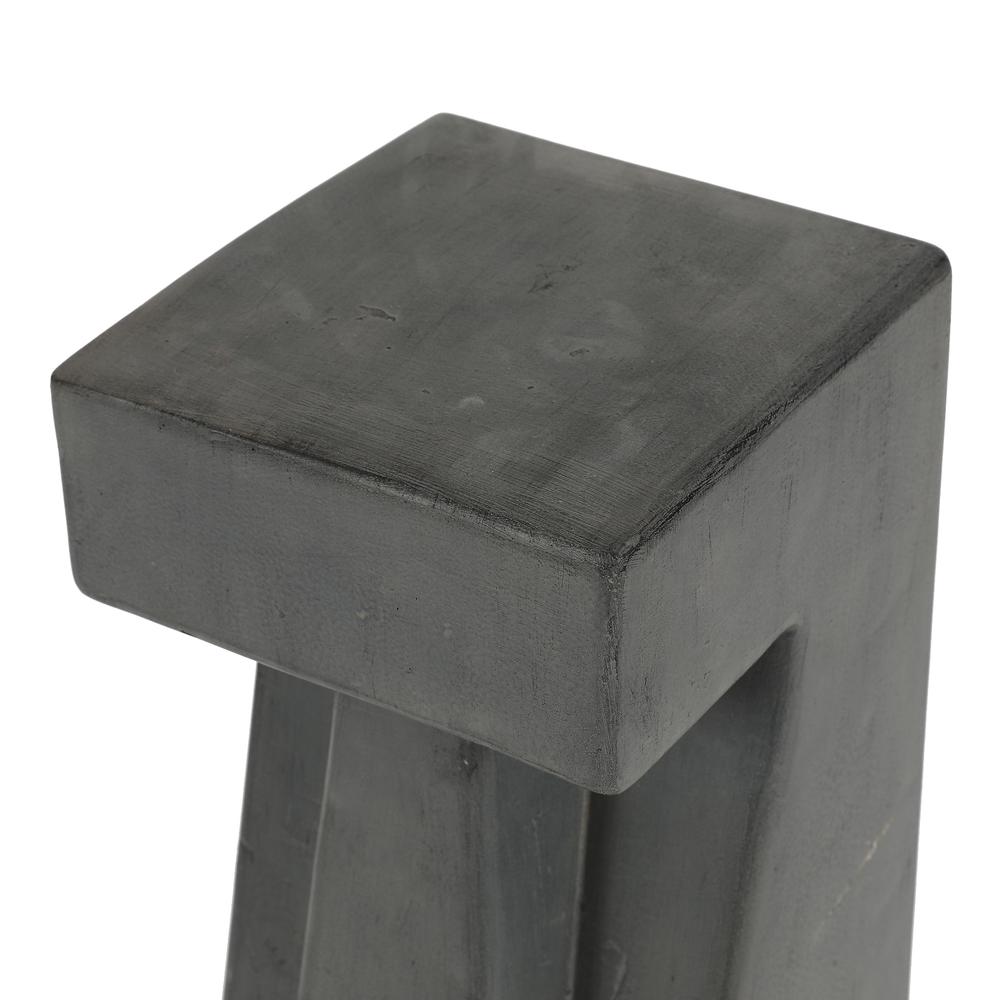 Cement 14.25in.H Easter Island Tiki LED Solar Bollard Light. Picture 5
