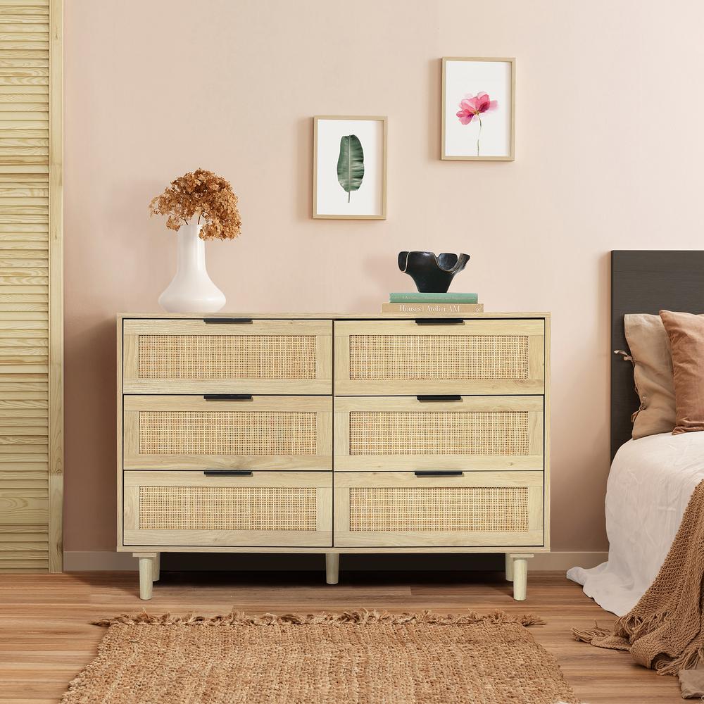 Light Oak Manufactured Wood 6-Drawer Bedroom Dresser. Picture 14