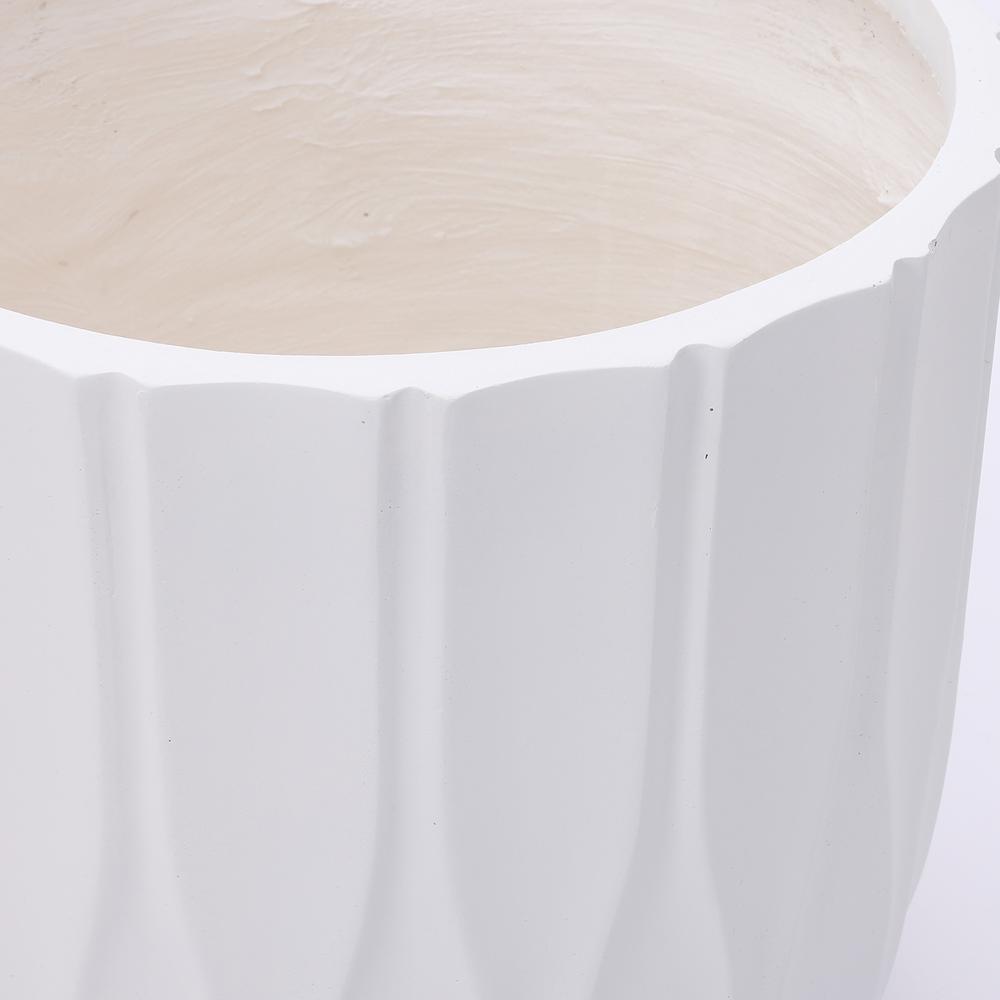 White MgO 14.5-in Round Planter. Picture 5