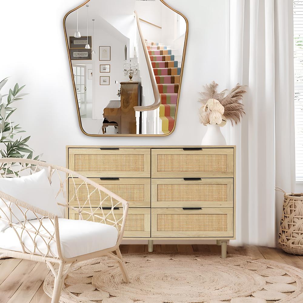 Light Oak Manufactured Wood 6-Drawer Bedroom Dresser. Picture 17