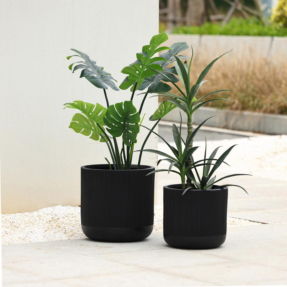 17.3-Inch Round Black Stripes MgO Planter. Picture 7