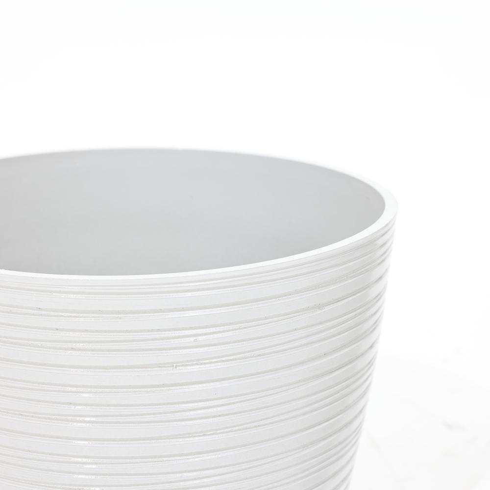 2-Piece Tapered Round Plastic Planters Set, Pearl White. Picture 3