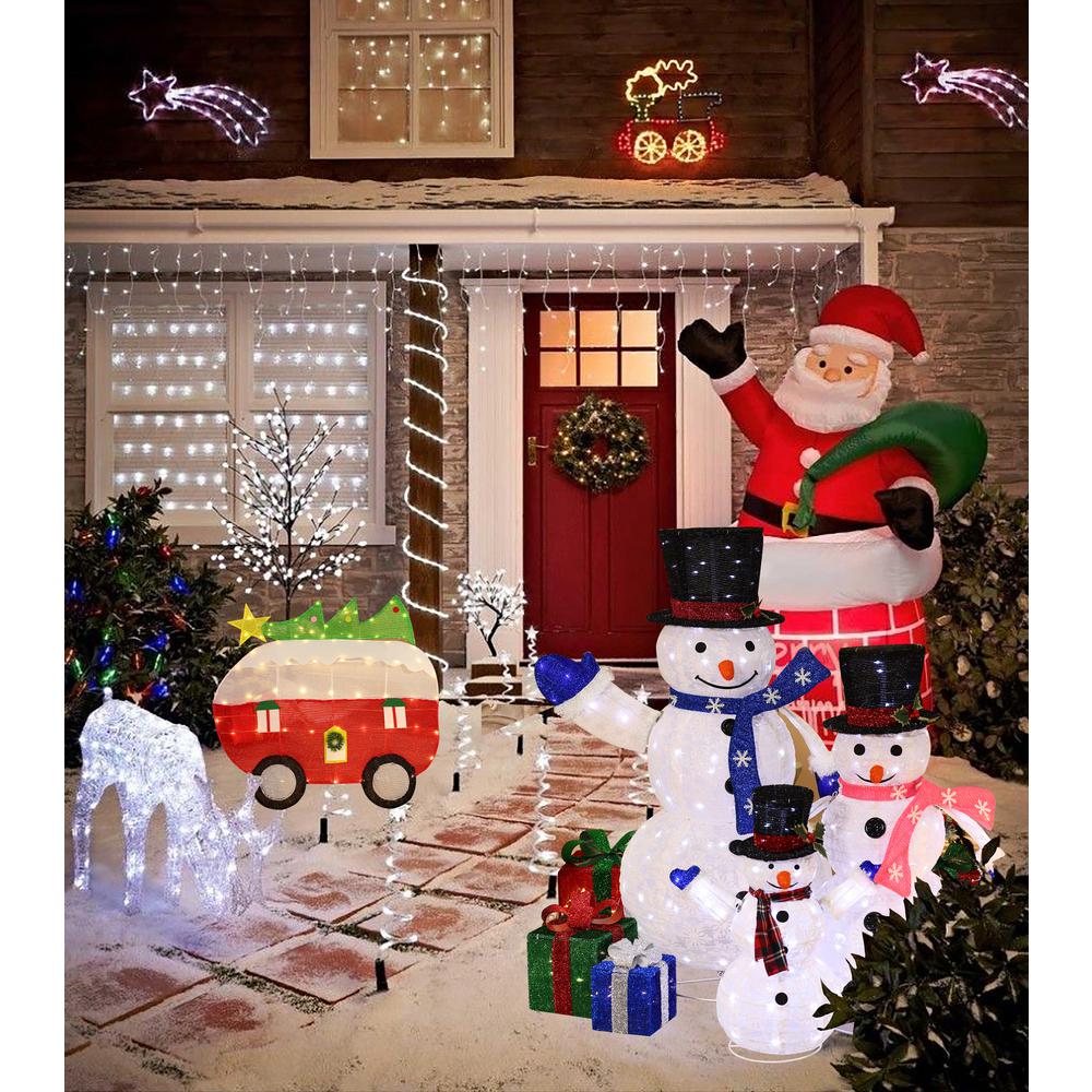 Set of 3 Snowman Family Lighted LED Winter Holiday Yard Decoration. Picture 5