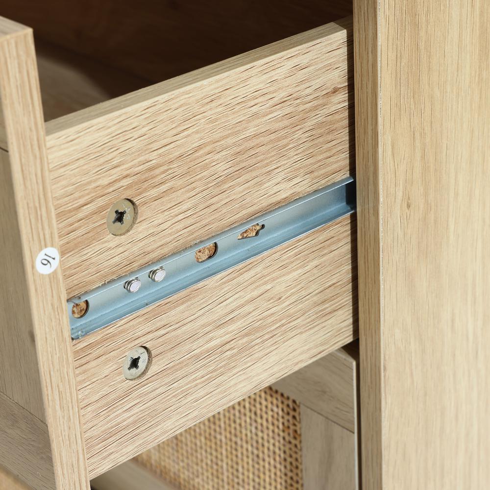 Light Oak Manufactured Wood 6-Drawer Bedroom Dresser. Picture 8