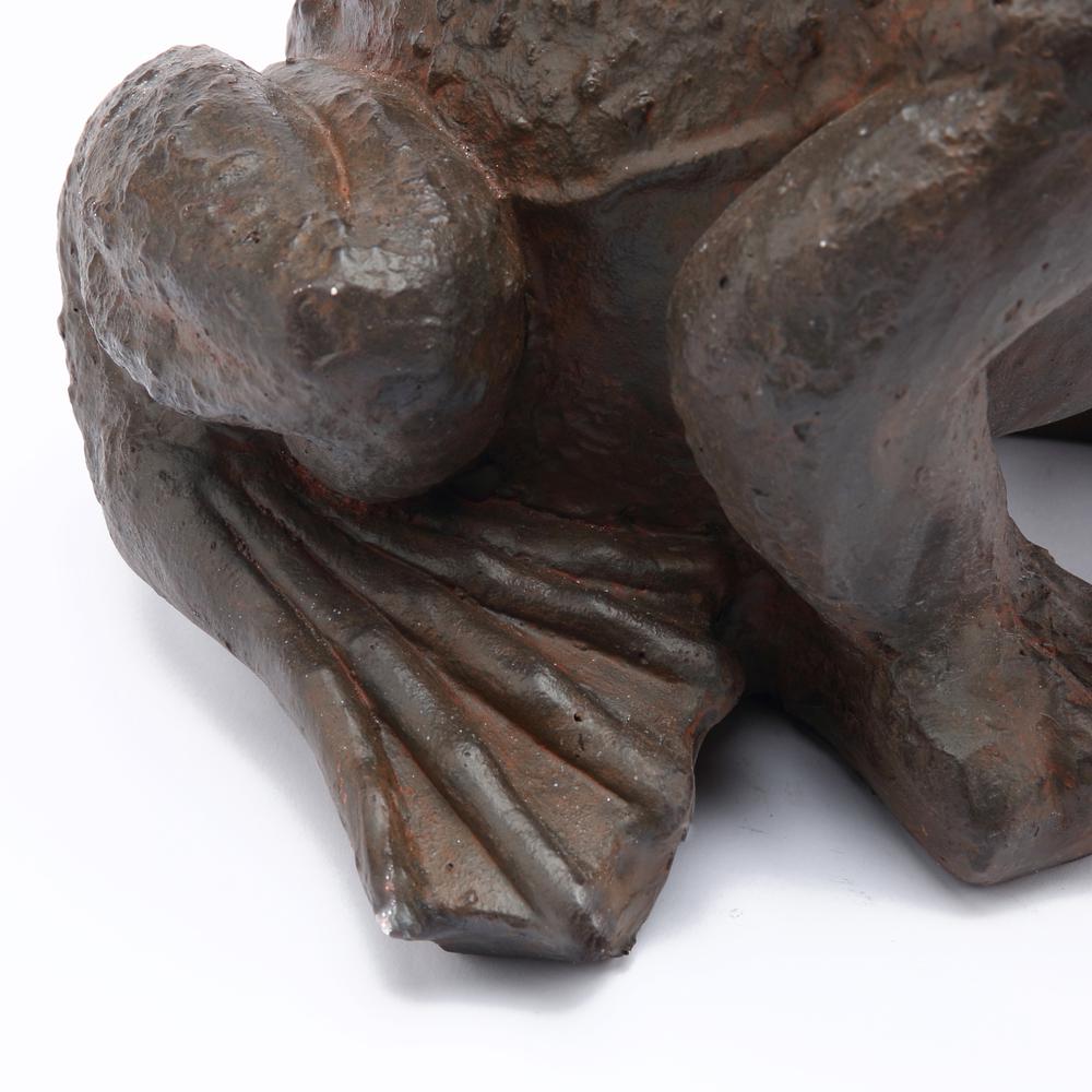 LuxenHome Brown MgO Frog Family Garden Statue. Picture 8