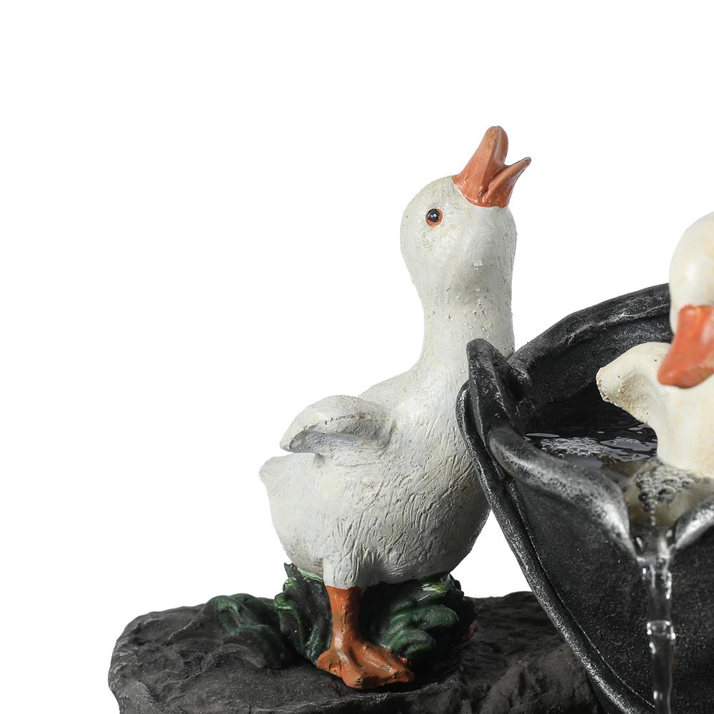 Resin Duck Family Outdoor Patio Fountain. Picture 8