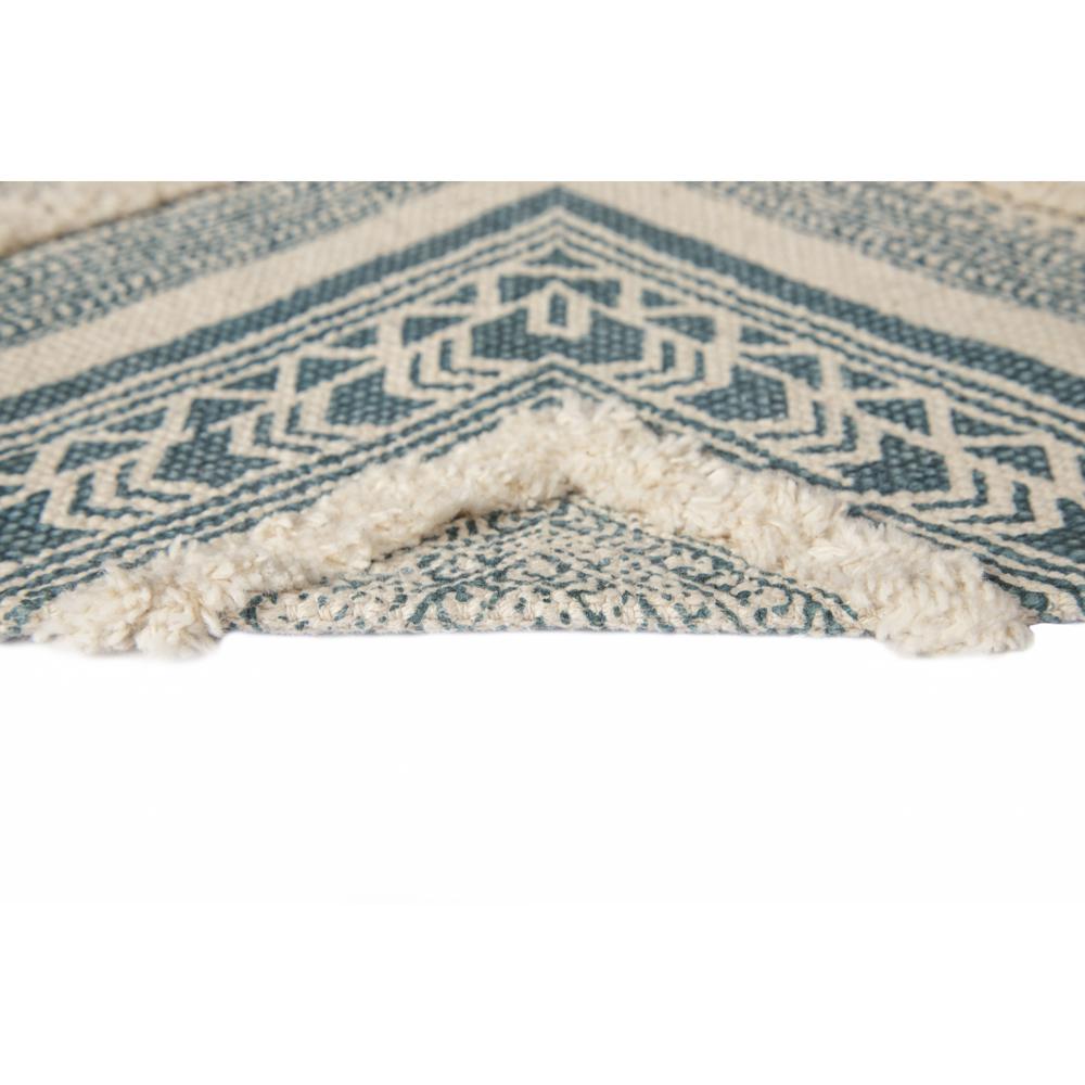 3'x5' Handloom Teal Stonewashed Cotton Rug with Tassels. Picture 4