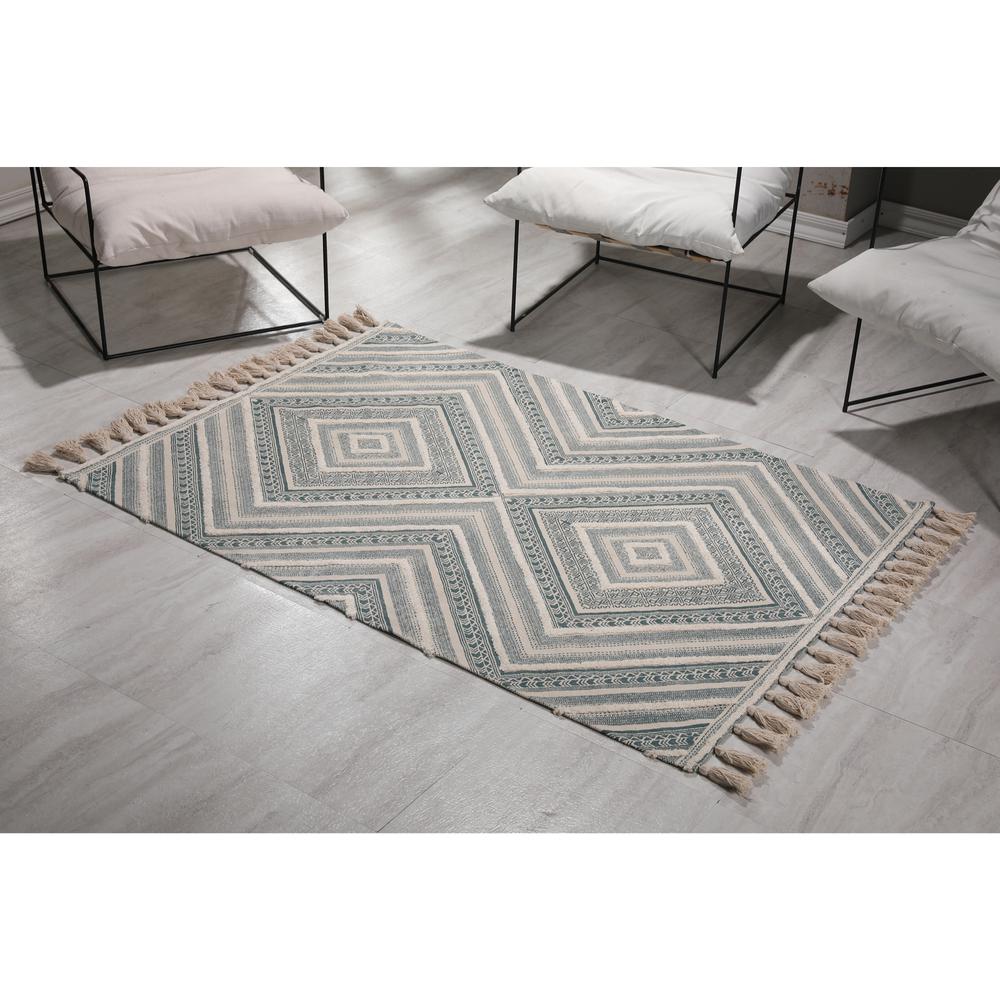 3'x5' Handloom Teal Stonewashed Cotton Rug with Tassels. Picture 2