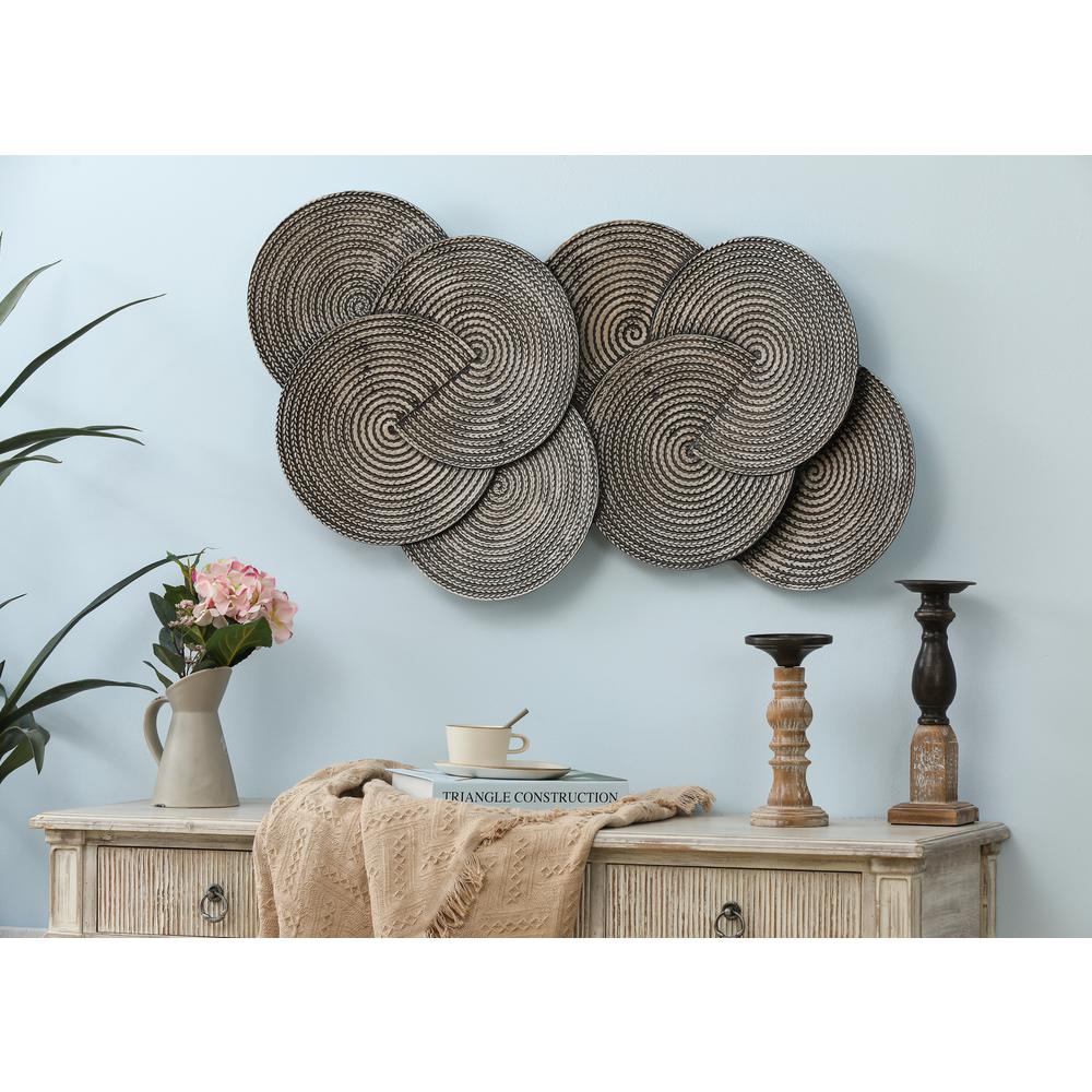 Metal Spiral Plates Wall Decor. Picture 3