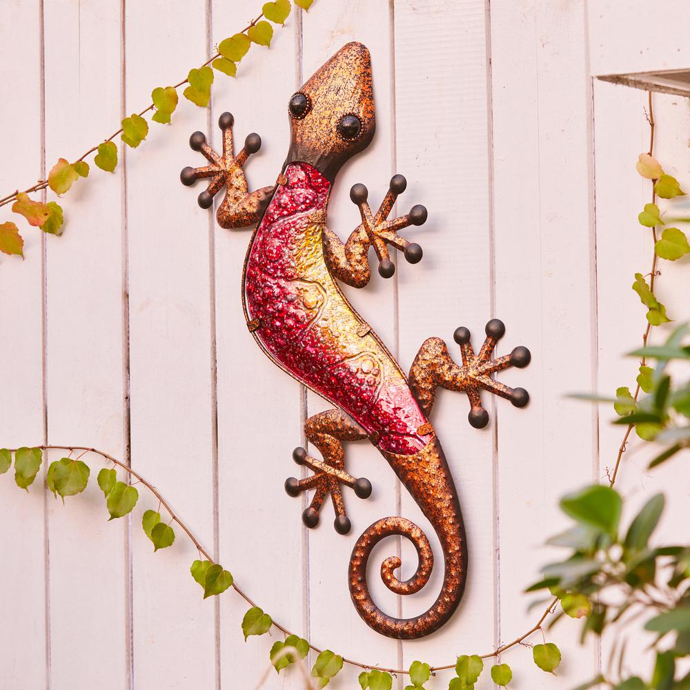 LuxenHome 24-Inch Pink Gecko Lizard Metal and Glass Outdoor Wall Decor. Picture 2