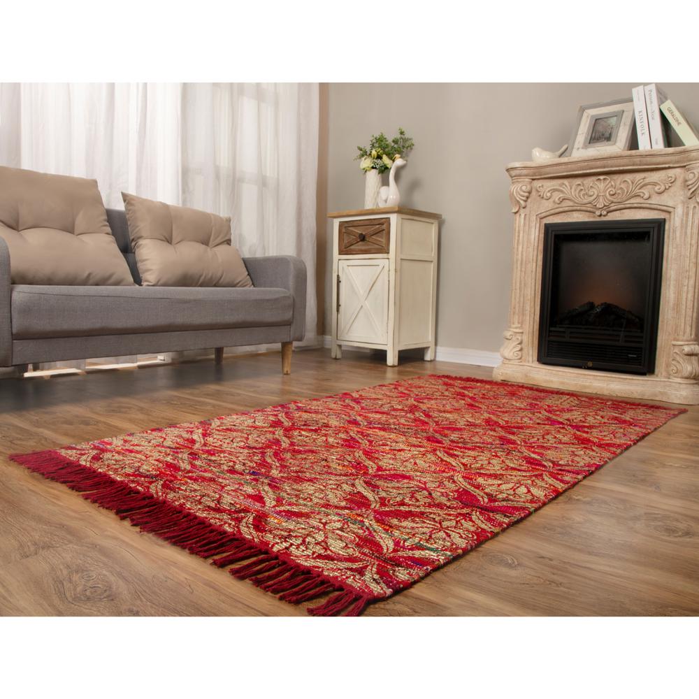 4'x6' Handwoven Red/White Polyester/Cotton Rug with Metallic Print. Picture 2