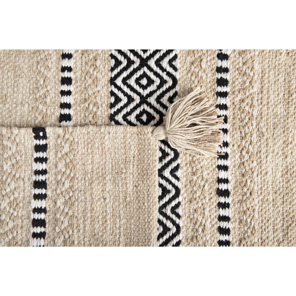4'x6' Handloom Khaki Cotton Chenille Rug with Tassels. Picture 3