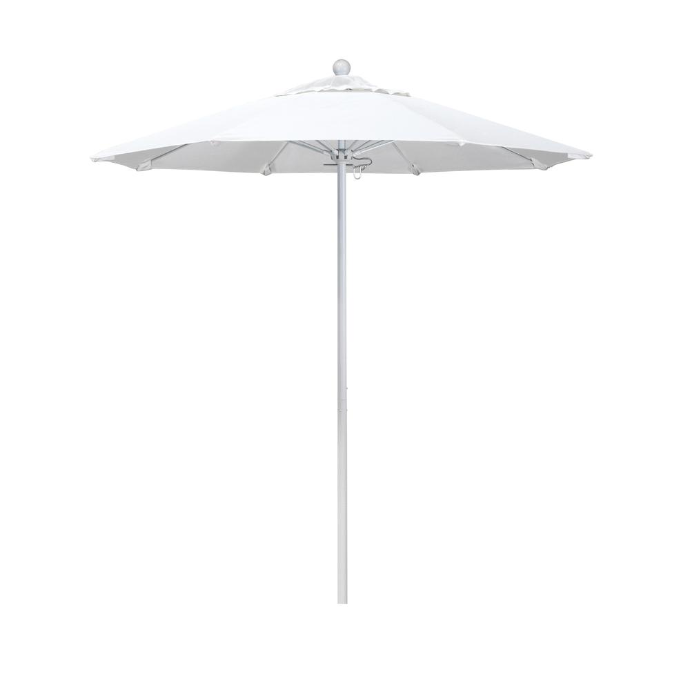 California Umbrella 7.5' Venture Series Patio Umbrella. Picture 1