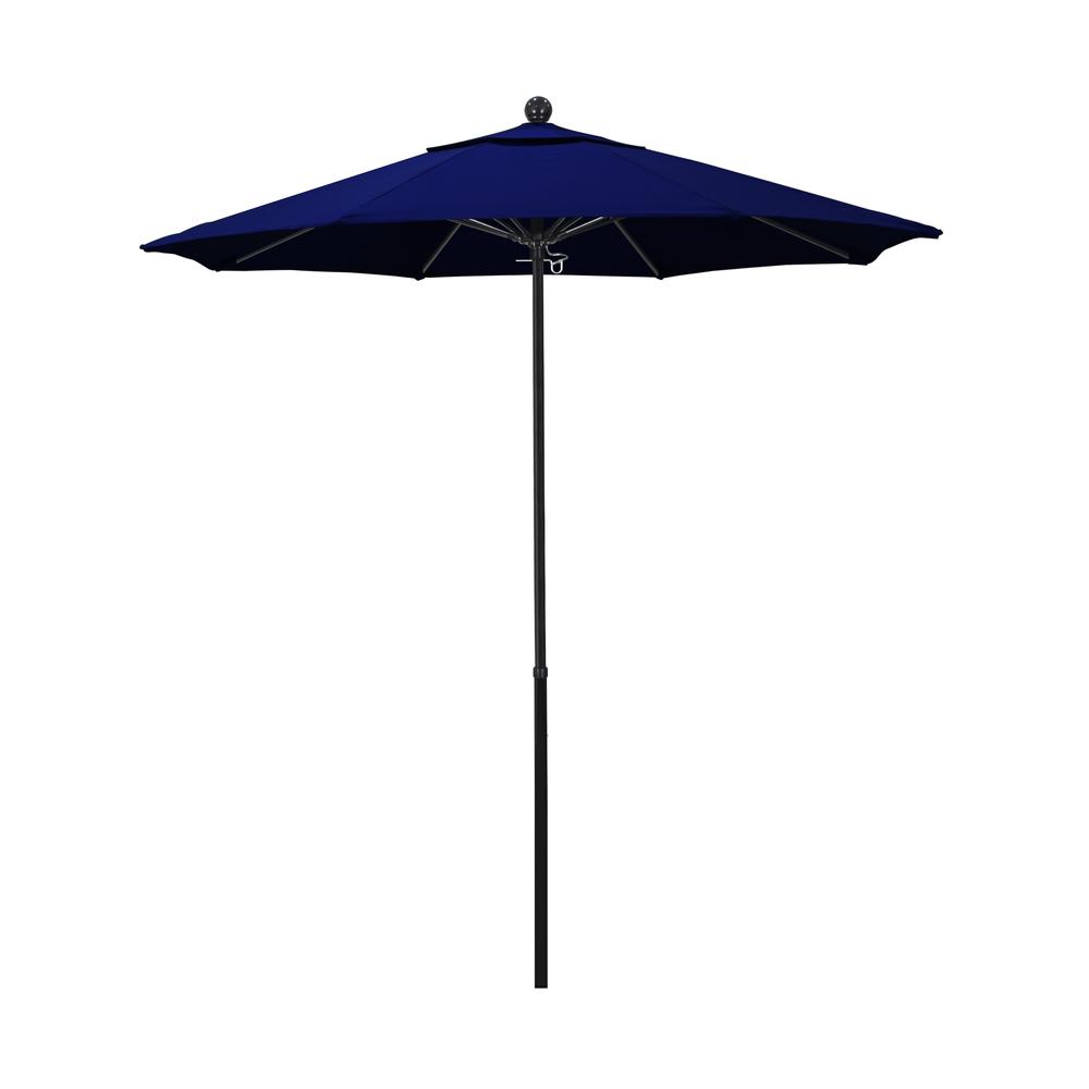 California Umbrella 7.5' Oceanside Series Patio Umbrella. Picture 1