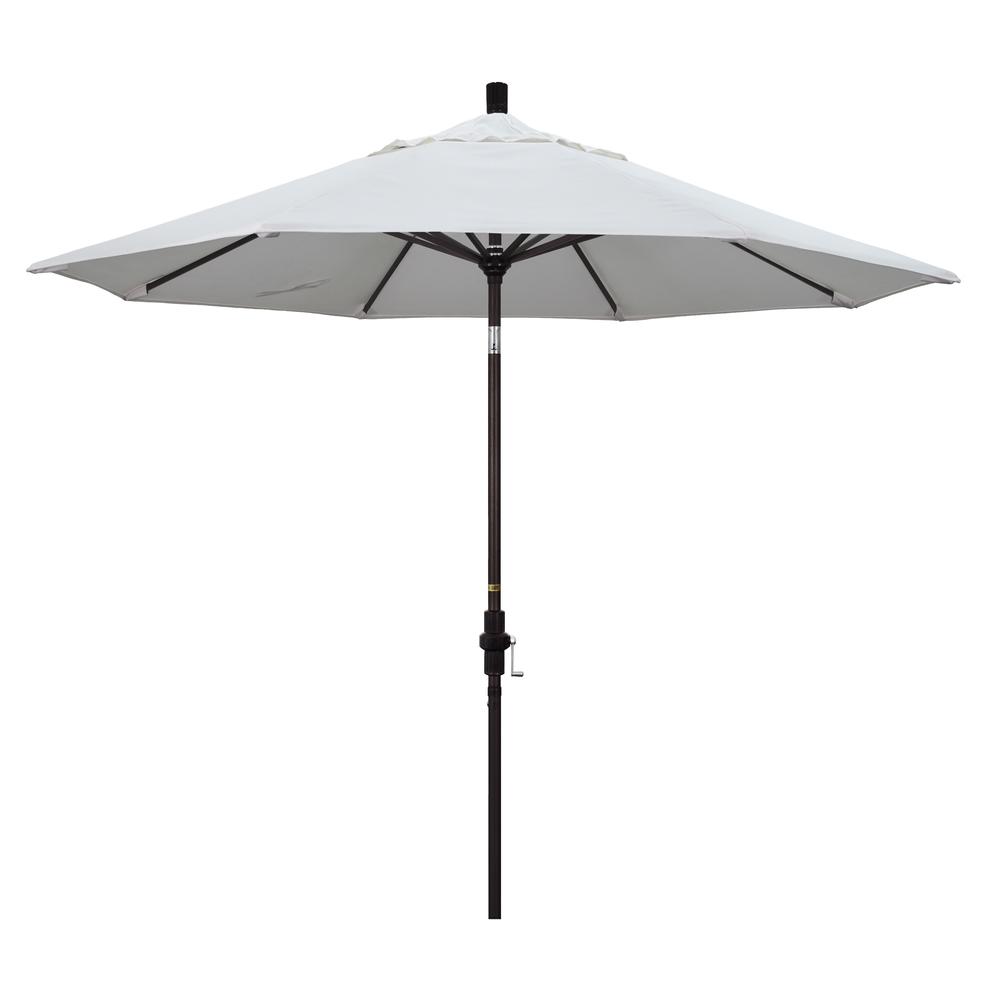 California Umbrella 9' Golden State Series Patio Umbrella. Picture 1