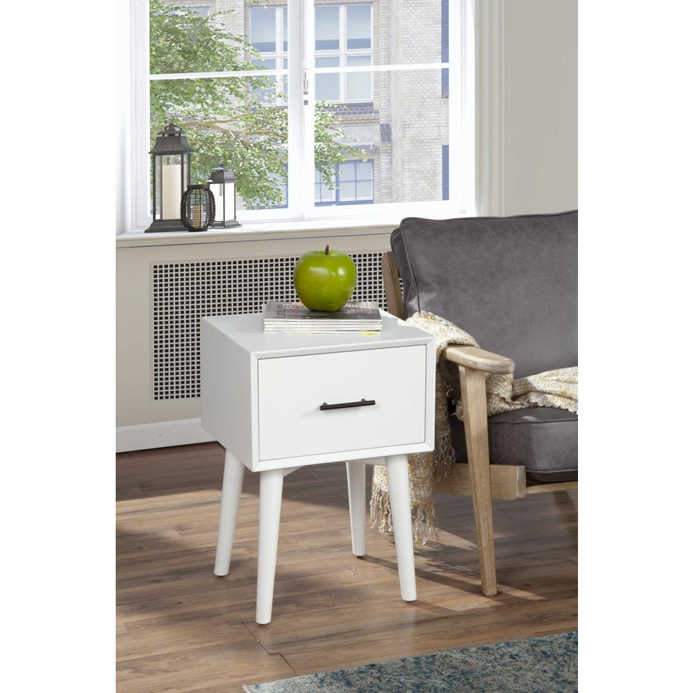 Flynn End Table, White. Picture 2