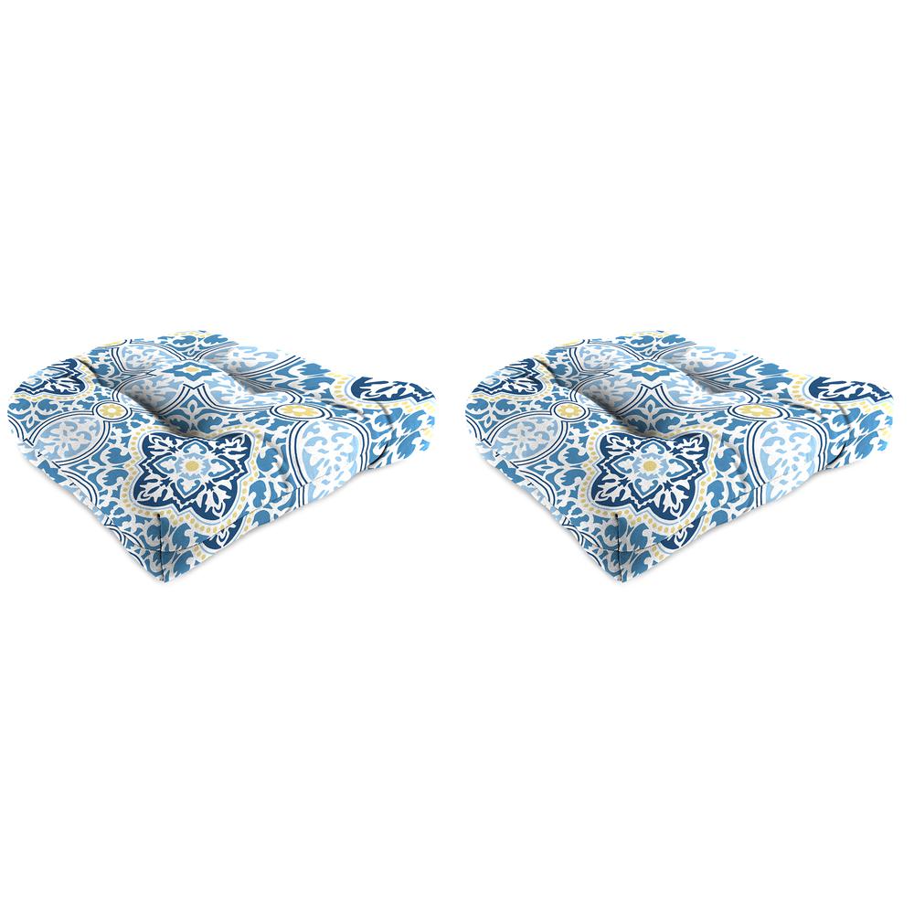 Rave Sky Blue Quatrefoil Tufted Outdoor Seat Cushion (2-Pack). Picture 1