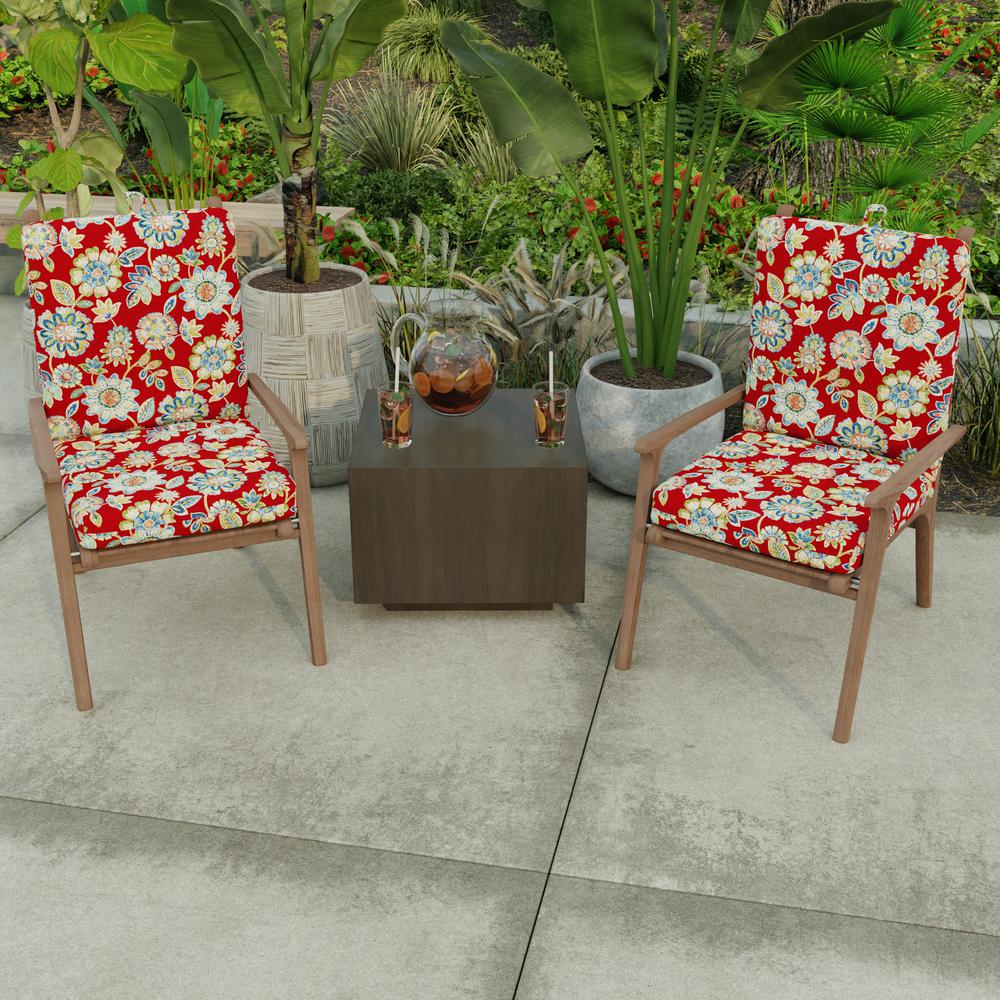Daelyn Cherry Red Floral Rectangular French Edge Outdoor Chair Cushion with Ties. Picture 3