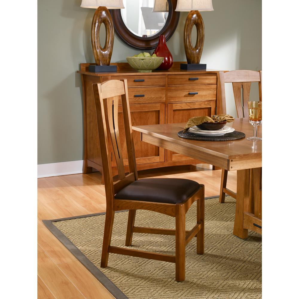 Cattail Bungalow Comfort Side Chair, Warm Amber Finish,. Picture 1