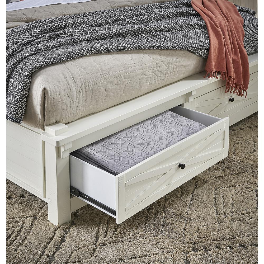 Sun Valley Queen Storage Bed with Integrated Bench, White Finish. Picture 2