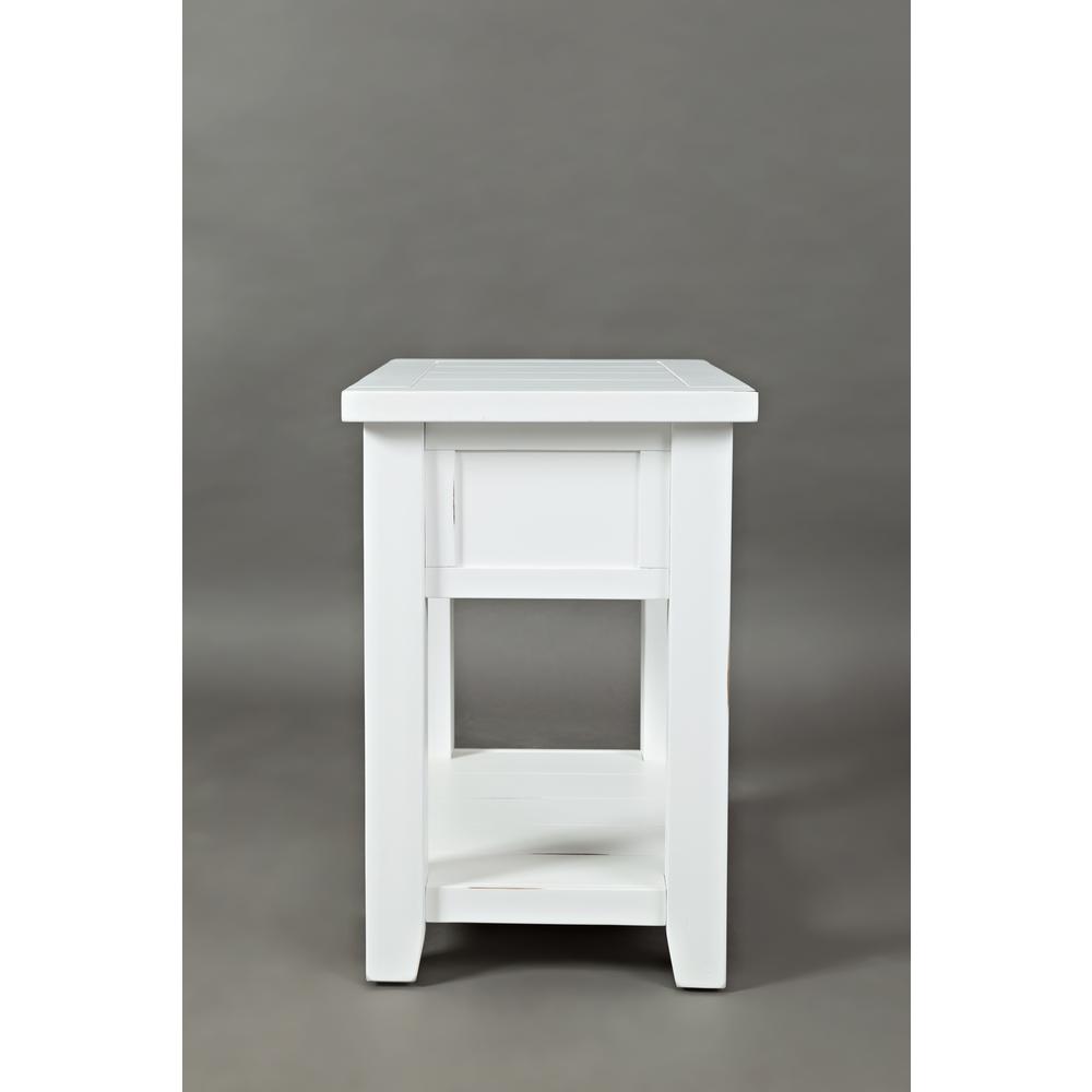 Chairside Table - Weathered White. Picture 2