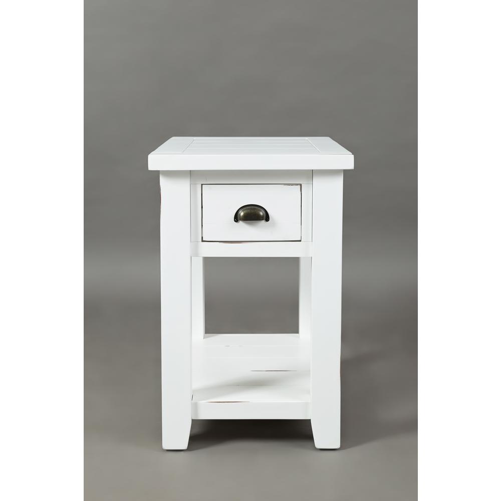 Chairside Table - Weathered White. Picture 4