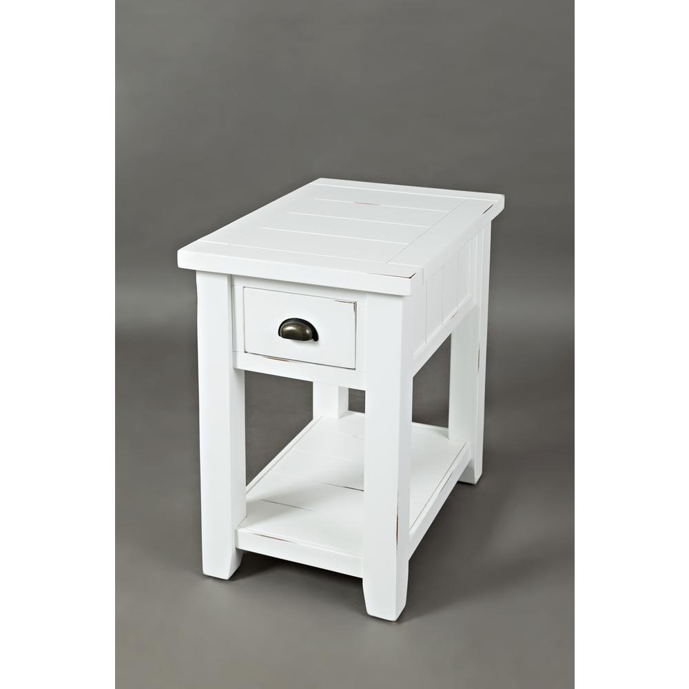 Chairside Table - Weathered White. Picture 7