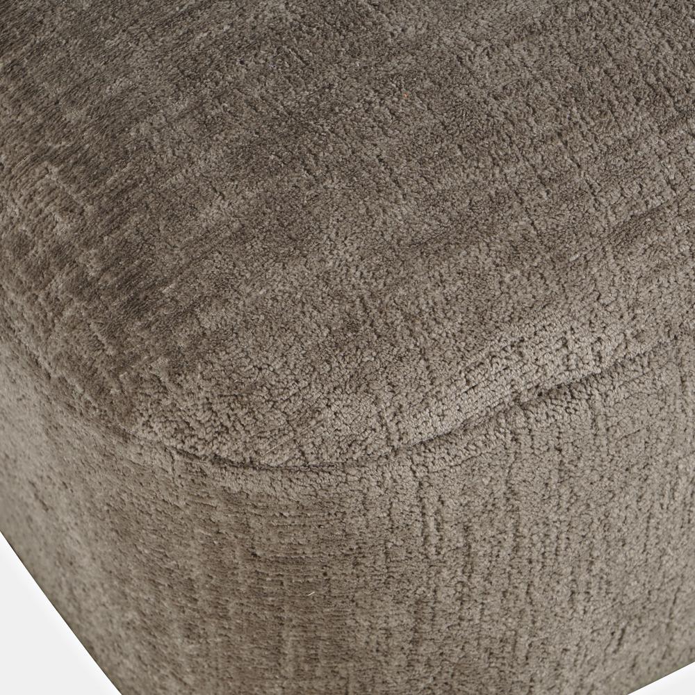Upholstered Contemporary Casual Swivel Accent Chair. Picture 4