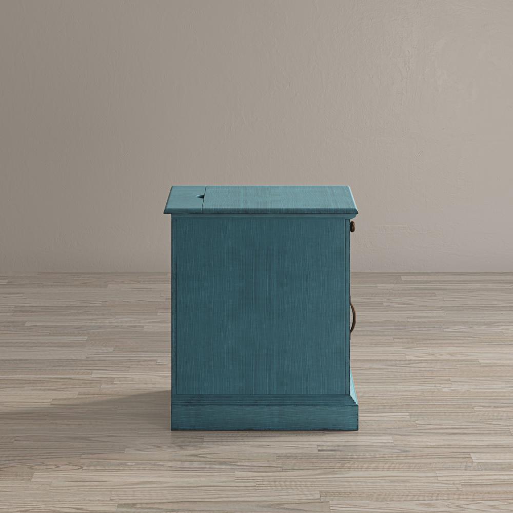 USB Charging Chairside End Table. Picture 7