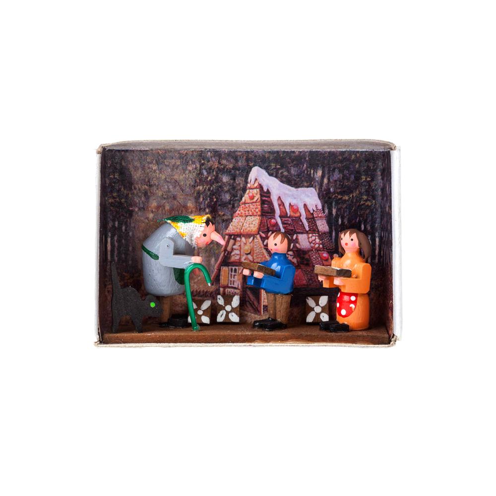Dregeno Matchbox - Hansel & Gretel - 1.5"H x 2.25"W x .75"D. Picture 1