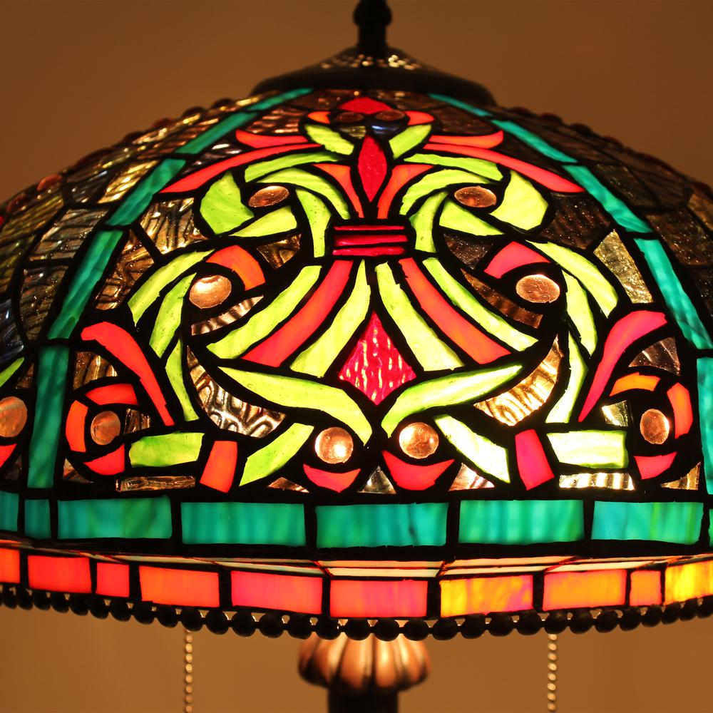 CHLOE Lighting DOLORIS Tiffany-Style Victorian Stained Glass Table Lamp 17" Width. Picture 8