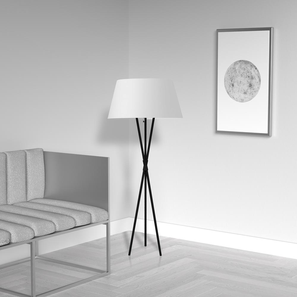 1LT Floor Lamp, MB, WH Shade. Picture 2