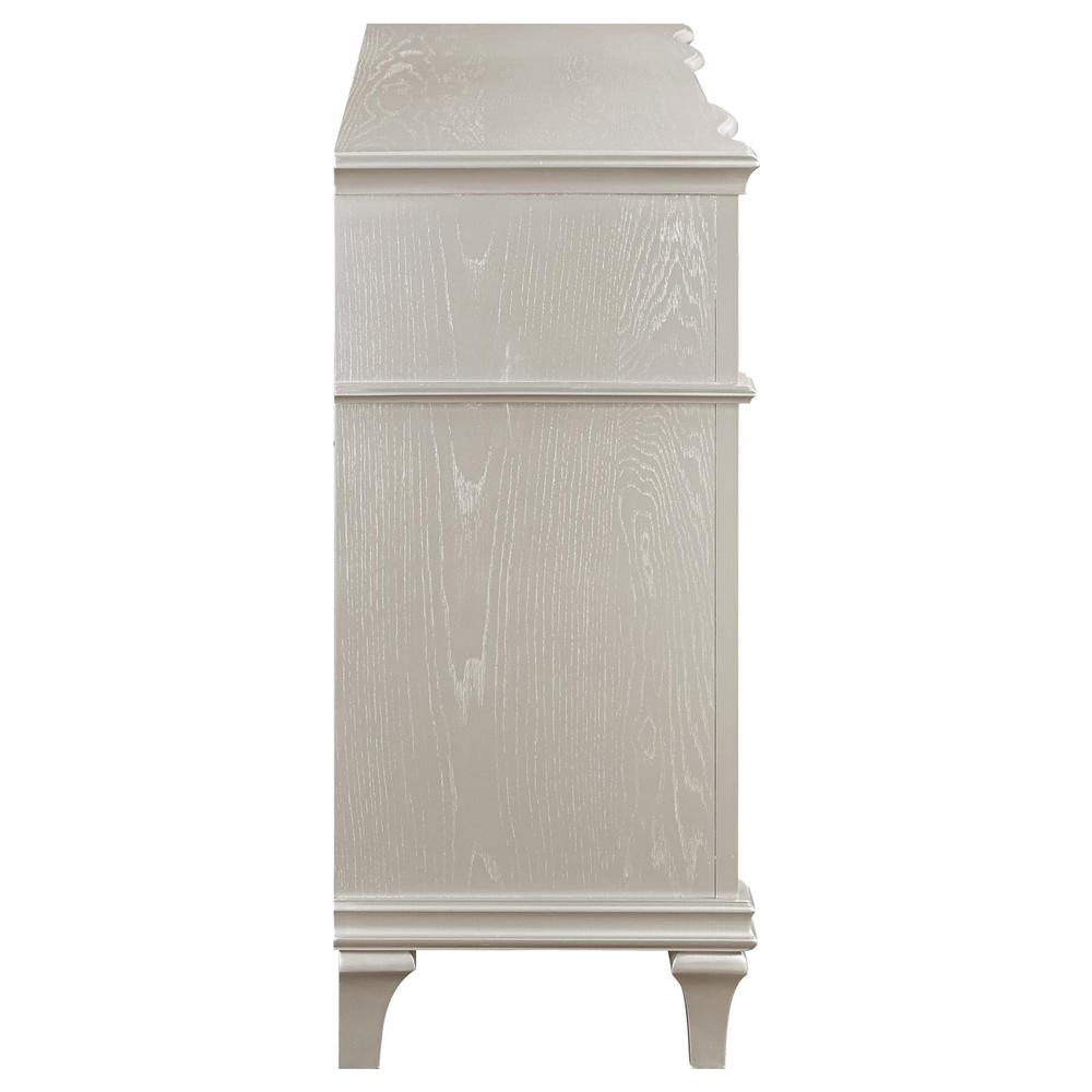 Evangeline 4-drawer Sideboard Server with Faux Diamond Trim Silver Oak. Picture 9