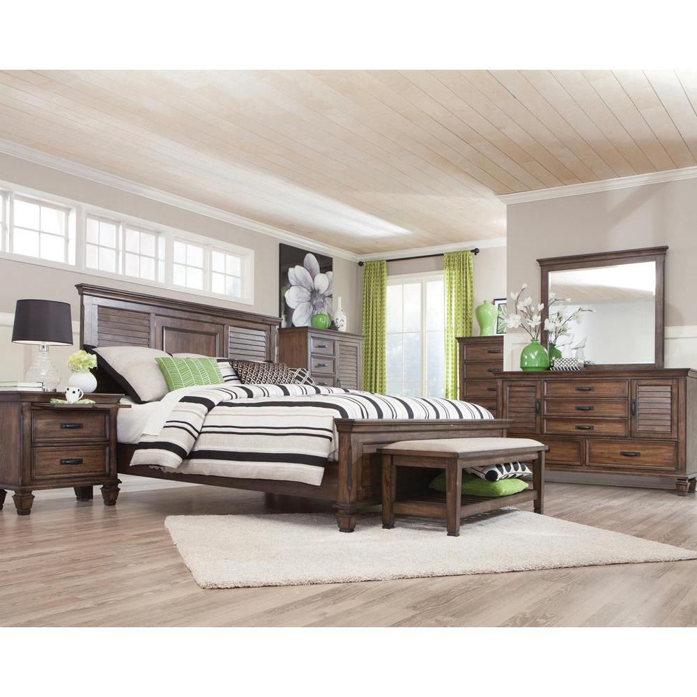 Queen Bed 5 Pc Set. Picture 2