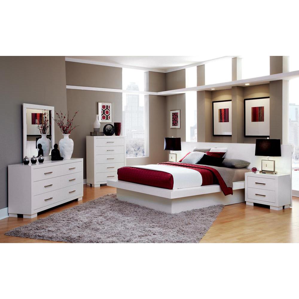 Jessica Eastern King Platform Bed with Rail Seating White. Picture 3