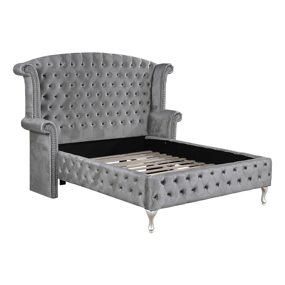 Deanna Eastern King Tufted Upholstered Bed Grey. Picture 3